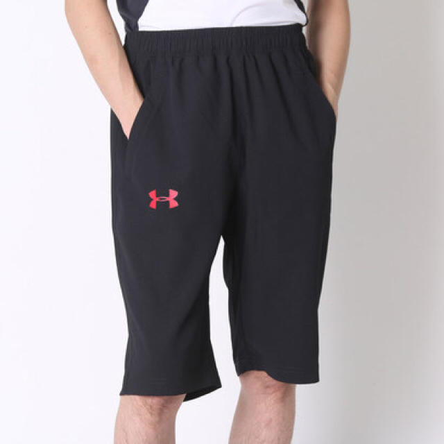 UNDER ARMOUR(アンダーアーマー)のアンダーアーマー XL ブラック レッド ハーフパンツ クロスショーツ メンズのパンツ(ショートパンツ)の商品写真