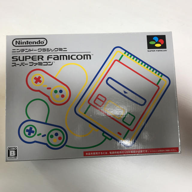 任天堂(ニンテンドウ)の美品 ミニスーパーファミコン エンタメ/ホビーのゲームソフト/ゲーム機本体(家庭用ゲーム機本体)の商品写真