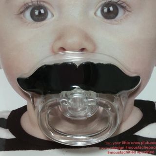 bitten Moustache Pacifier （おしゃぶり）(その他)