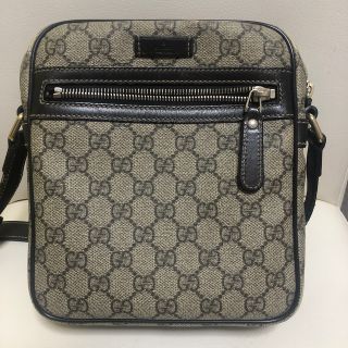 グッチ(Gucci)のGUCCI ショルダーバッグ(ショルダーバッグ)