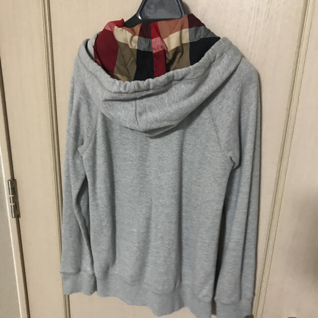 ブルーレーベルクレストブリッジ◎パーカー