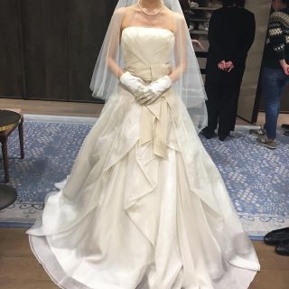 美品!!Vera Wang ヴェラウォン Deandra ディンドラ US0