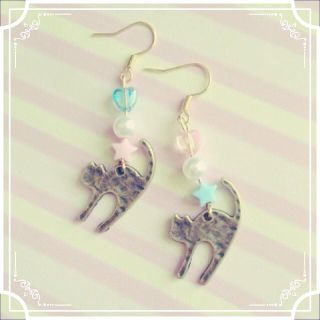 ハンドメイド＊パステル星とハート猫ピアス(ピアス)