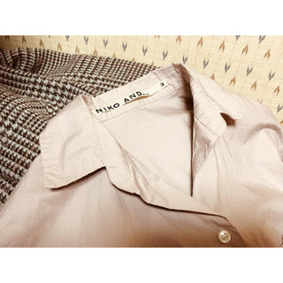 ニコアンド(niko and...)のシャツ  niko and…★値下げします★(シャツ/ブラウス(長袖/七分))
