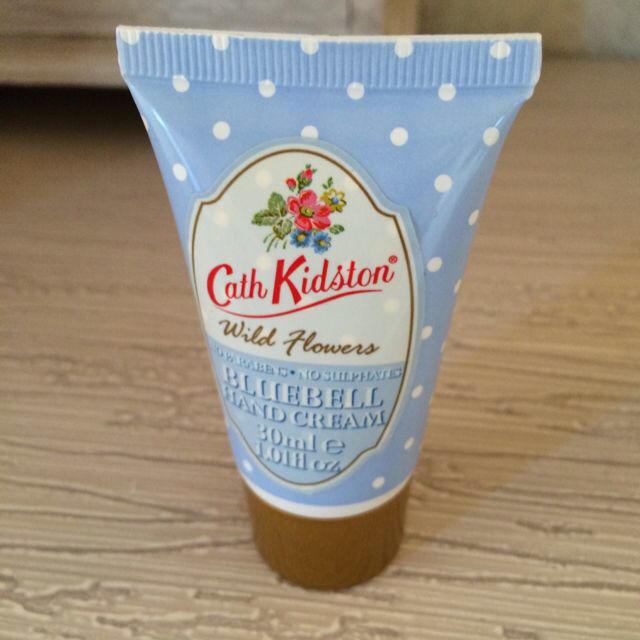 Cath Kidston(キャスキッドソン)のハンドクリーム＆ネイルオイル♡ コスメ/美容のボディケア(その他)の商品写真