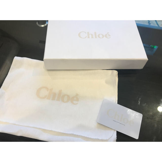 Chloe(クロエ)のクロエ  箱&布袋セット☆ レディースのバッグ(ショップ袋)の商品写真