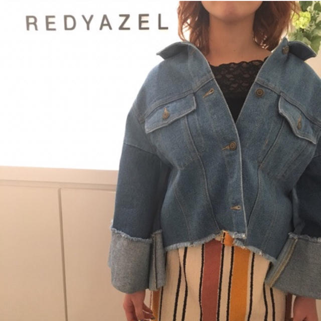 REDYAZEL(レディアゼル)の2017SS まゆ様専用 4/2まで レディースのジャケット/アウター(Gジャン/デニムジャケット)の商品写真