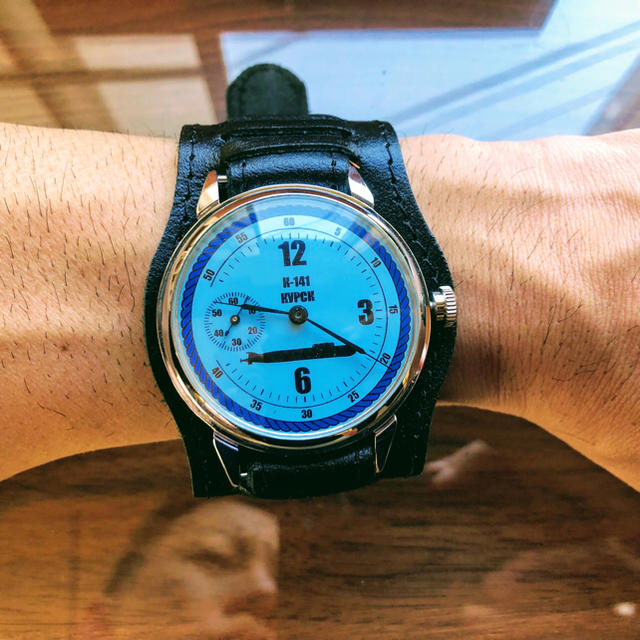 Molnija（Молния）(モルニヤ)の【値下げ】モルニヤ★旧ソビエト連邦 潜水艦 アンティーク腕時計手巻き★サブマリン メンズの時計(腕時計(アナログ))の商品写真