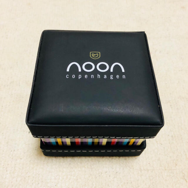 noon copenhagen(ヌーンコペンハーゲン)の腕時計⌚️箱あり レディースのファッション小物(腕時計)の商品写真