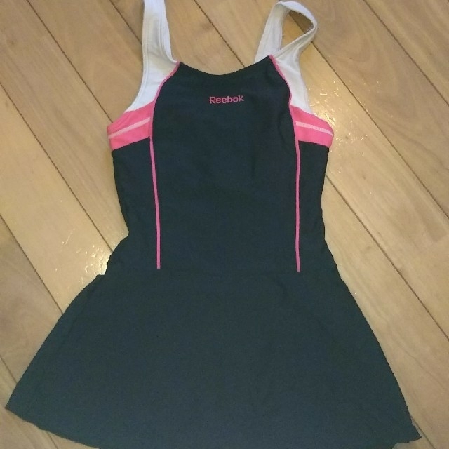 Reebok(リーボック)のおはな様専用☆リーボック水着150 キッズ/ベビー/マタニティのキッズ服男の子用(90cm~)(水着)の商品写真