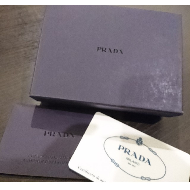 PRADA - PRADA 箱セット(certificate card付)の通販 by chi PRADA - PRADA 箱セット(certificate card付)の通販 by chi