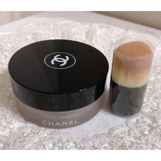 シャネル(CHANEL)のシャネル ヴィタルミエール ルース パウダー ファンデーション Ｎｏ．40(ファンデーション)