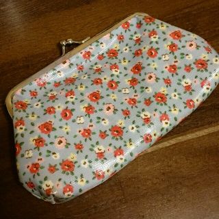 キャスキッドソン(Cath Kidston)のCath花柄がま口ケース(コインケース)