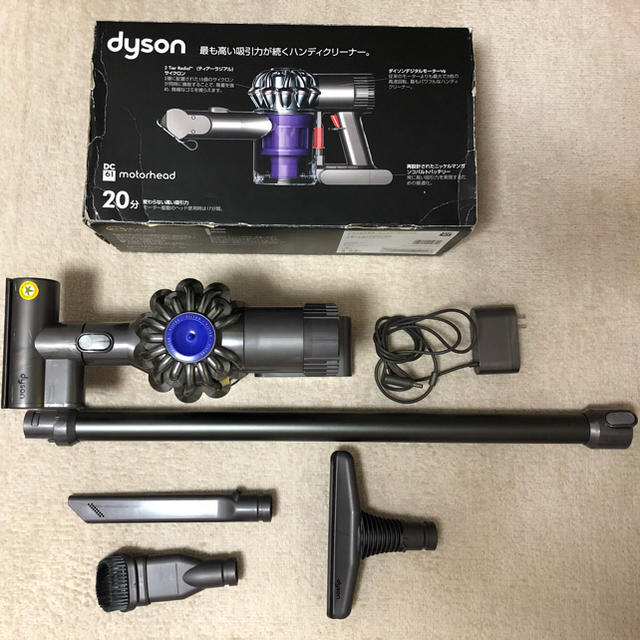 Dyson(ダイソン)のダイソン dyson DC61 中古 美品 掃除機 ハンディー コードレス  スマホ/家電/カメラの生活家電(掃除機)の商品写真