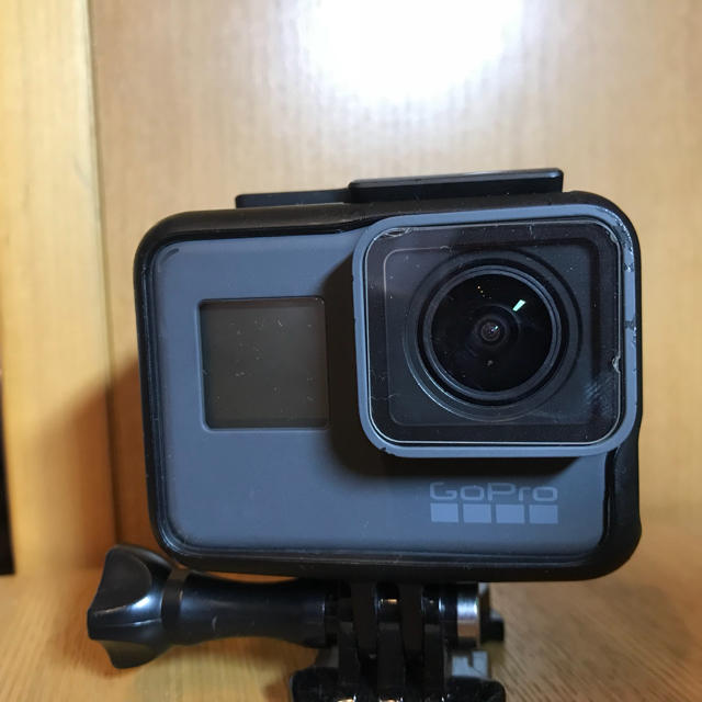 GoPro(ゴープロ)のGoPro HERO6 付属品完備 スマホ/家電/カメラのカメラ(ビデオカメラ)の商品写真
