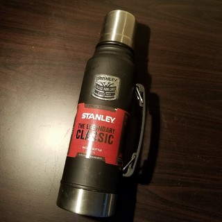 スタンレー(Stanley)のスタンレー STANLEY クラシック バキューム ボトル 1L 限定 黒(食器)