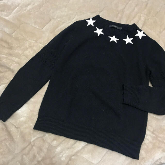 GIVENCHY 星 ニット