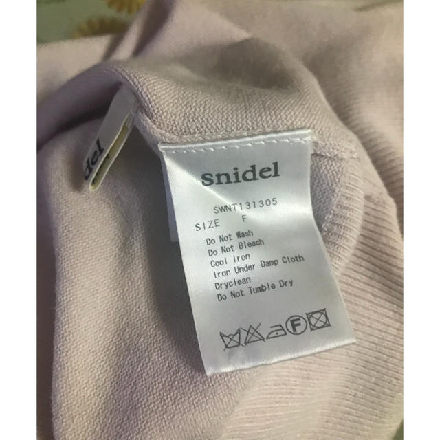 SNIDEL(スナイデル)の【美品】スナイデル snidel 透けビジューカーディガン レディースのトップス(カーディガン)の商品写真