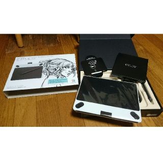 ワコム(Wacom)のルル。様専用 美品 wacom ペンタブレット  INTUOS DRAW    (PC周辺機器)