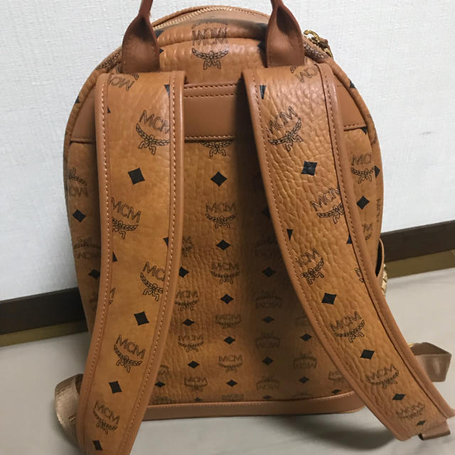 MCM(エムシーエム)のMCM リュック よっし様専用 レディースのバッグ(リュック/バックパック)の商品写真