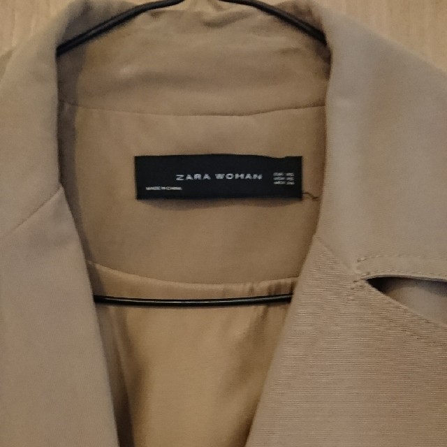 ZARA(ザラ)のZARA  トレンチコート  XSサイズ レディースのジャケット/アウター(トレンチコート)の商品写真