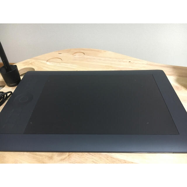 Wacom(ワコム)のintuos5 ペンタブ スマホ/家電/カメラのPC/タブレット(タブレット)の商品写真