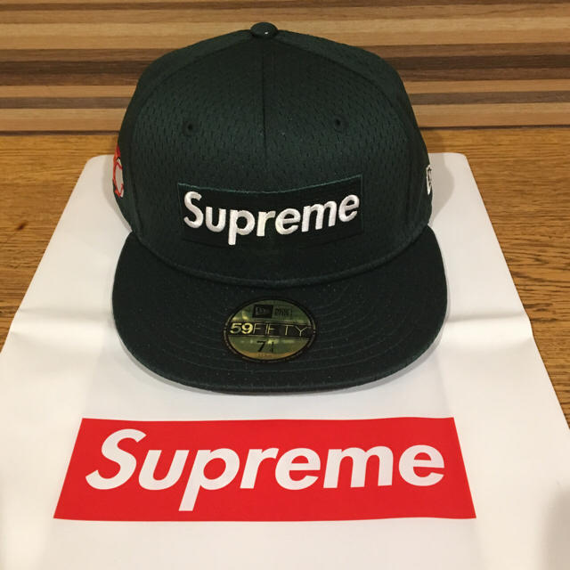 Supreme(シュプリーム)の18ss supreme newera mesh cap 7 1/4 メンズの帽子(キャップ)の商品写真