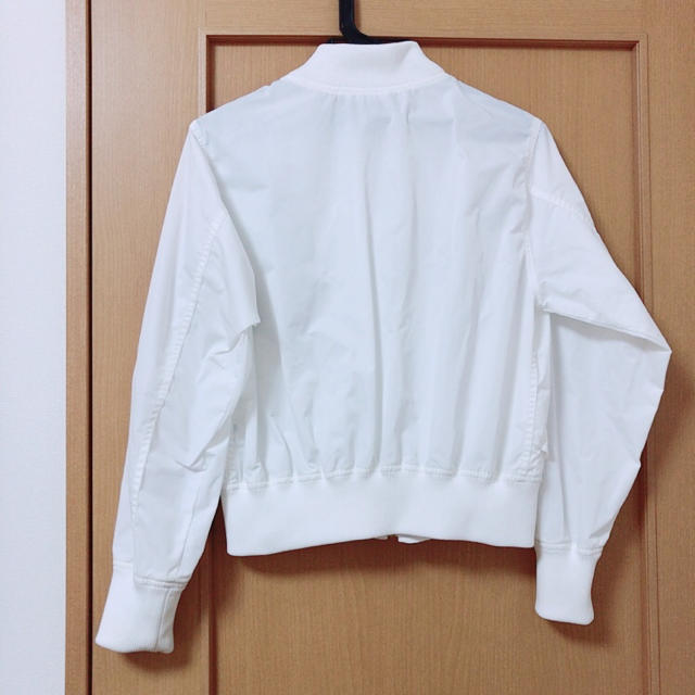 GU(ジーユー)のMA-1 レディースのジャケット/アウター(ブルゾン)の商品写真