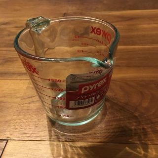 パイレックス(Pyrex)の【⭐︎値下げ⭐︎】PYLEX パイレックス計量カップ(調理道具/製菓道具)