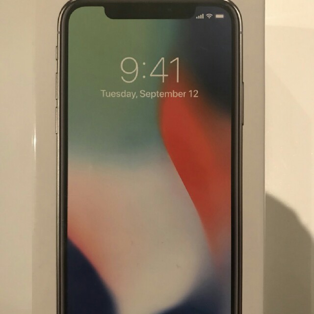 iPhone X本体　64GB SIMロック解除済み　シルバー