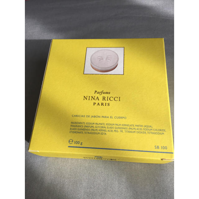NINA RICCI(ニナリッチ)のNINA RICCI ニナリッチ レールデュタン ボディソープ 新品 コスメ/美容のボディケア(ボディソープ/石鹸)の商品写真