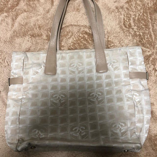 CHANEL - CHANEL シャネル ニュートラベルライン トートバッグの通販 by セナ's shop｜シャネルならラクマ