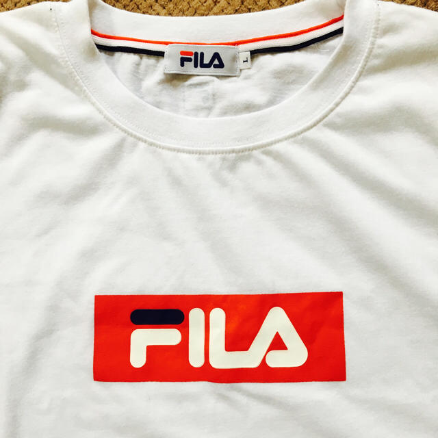 FILA(フィラ)のFILA★Tシャツ★新品★未使用★美品★トップス★白★ロゴ レディースのトップス(Tシャツ(半袖/袖なし))の商品写真