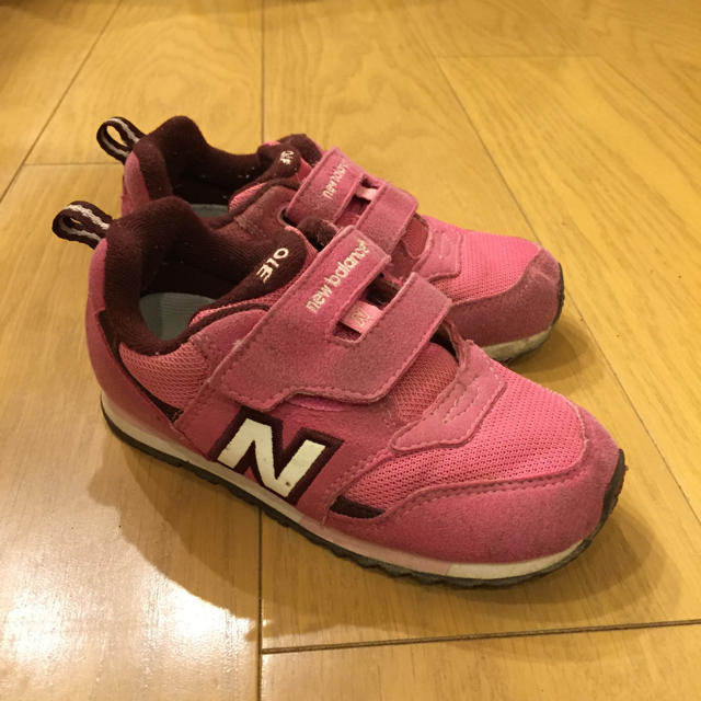 New Balance(ニューバランス)のニューバランス  キッズ スニーカー 17cm ピンク キッズ/ベビー/マタニティのキッズ靴/シューズ(15cm~)(スニーカー)の商品写真