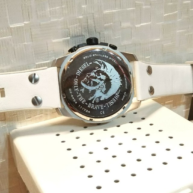 DIESEL(ディーゼル)の新品未使用品！ディーゼル 腕時計DZ4454 メンズの時計(腕時計(アナログ))の商品写真