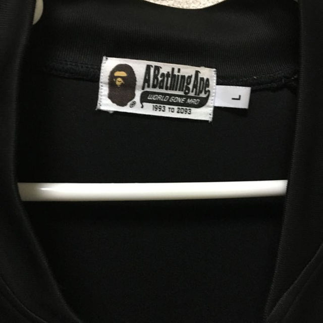 A BATHING APE(アベイシングエイプ)の「値下げ」A BATHING APE シャーク ジャージ  メンズのジャケット/アウター(ブルゾン)の商品写真