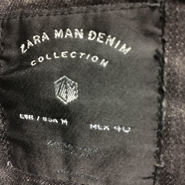 ZARA(ザラ)のZARA ダメージ デニムジャケット メンズのジャケット/アウター(Gジャン/デニムジャケット)の商品写真