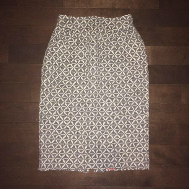 TOMORROWLAND(トゥモローランド)のトゥモローランド☺︎ペンシルスカート レディースのスカート(ひざ丈スカート)の商品写真