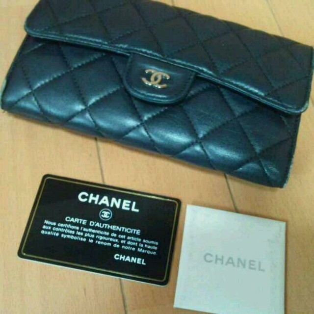 CHANEL(シャネル)の正規品CHANEL長財布 レディースのファッション小物(財布)の商品写真