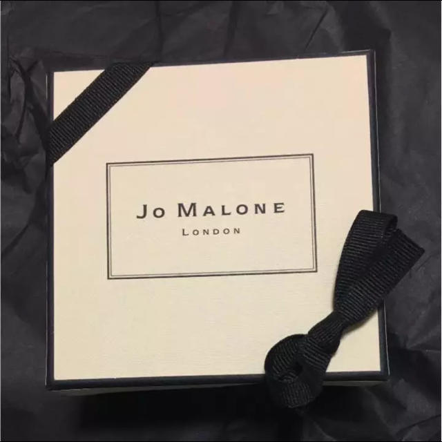 Jo Malone(ジョーマローン)の新品未使用 ジョーマローン  イングリッシュペアー&フリージア ボディクレーム コスメ/美容のボディケア(ボディクリーム)の商品写真