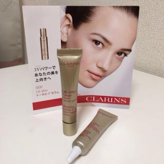 クラランス(CLARINS)の【CLARINS】トータルVセラムなど(その他)