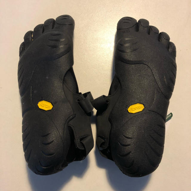 Vibram FiveFingers/W37(23.2cm) レディースの靴/シューズ(スニーカー)の商品写真