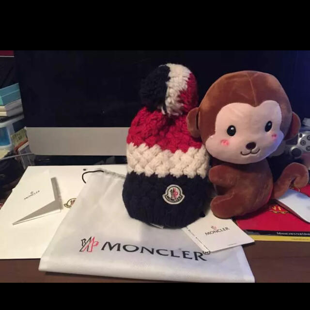 MONCLER(モンクレール)のモンクレール ニット帽 メンズの帽子(ニット帽/ビーニー)の商品写真