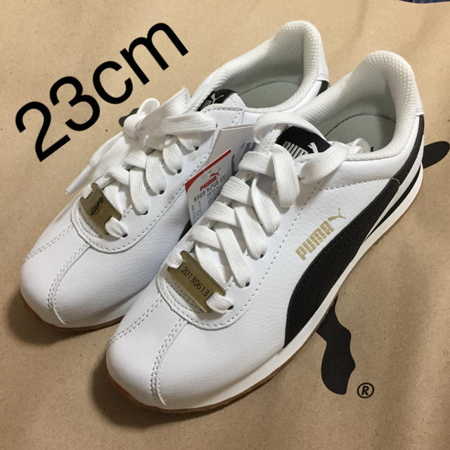 防弾少年団(BTS)(ボウダンショウネンダン)のBTS PUMA スニーカー レディースの靴/シューズ(スニーカー)の商品写真