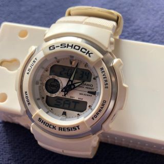 ジーショック(G-SHOCK)のGショック ホワイト アナログ デジタル(腕時計(デジタル))