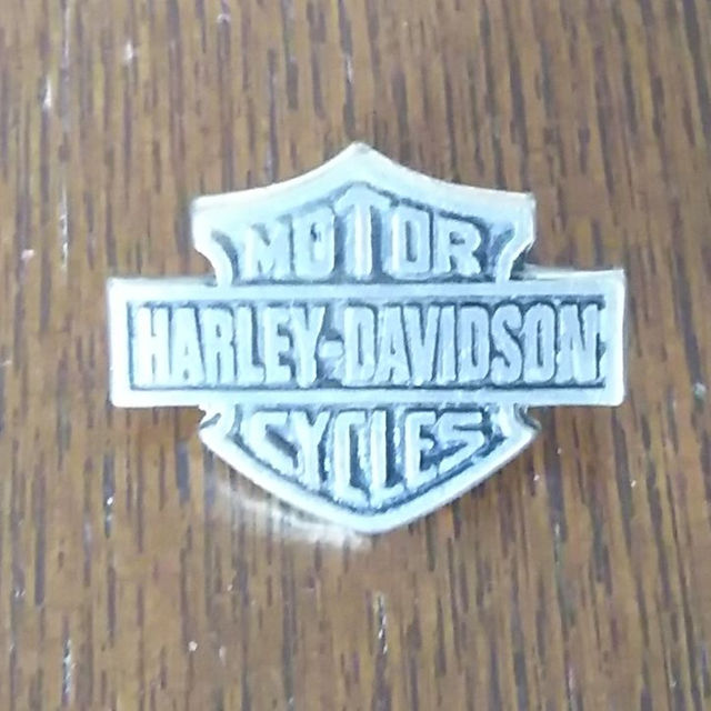 Harley Davidson(ハーレーダビッドソン)のハーレーダビッドソン  メタルプレート 2個 自動車/バイクのバイク(ステッカー)の商品写真