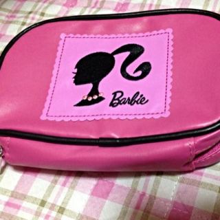 バービー(Barbie)のbarbieメイクポーチ(ポーチ)