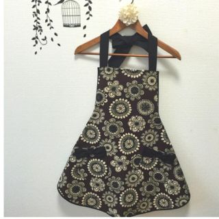 ✖︎ 北欧風 フラワー 花柄 エプロン ハンドメイド リボン(その他)