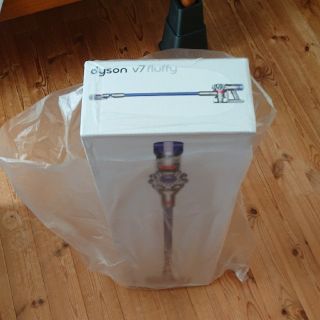 ダイソン(Dyson)のDyson V7 Fluffy SV11FF 新品未開封(掃除機)