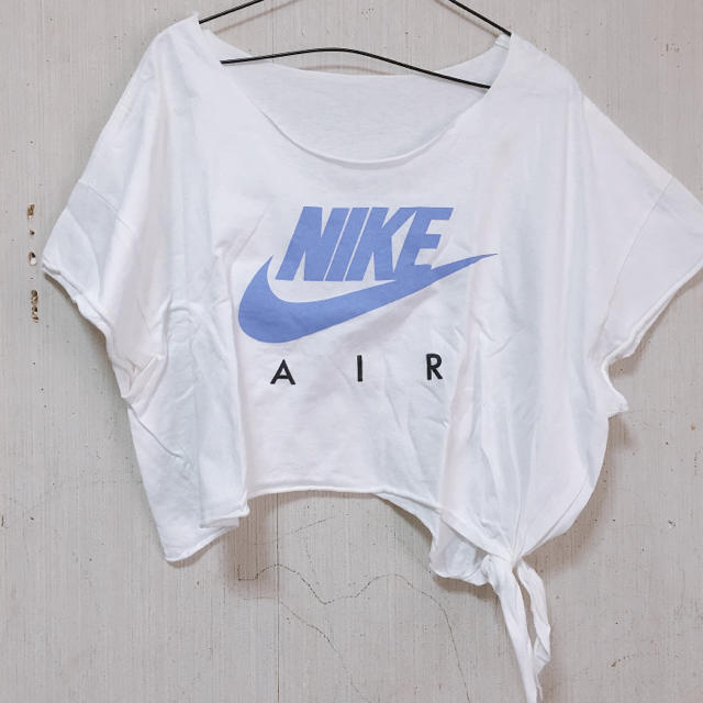 NIKE(ナイキ)のNIKEリメイクTシャツ レディースのトップス(Tシャツ(半袖/袖なし))の商品写真